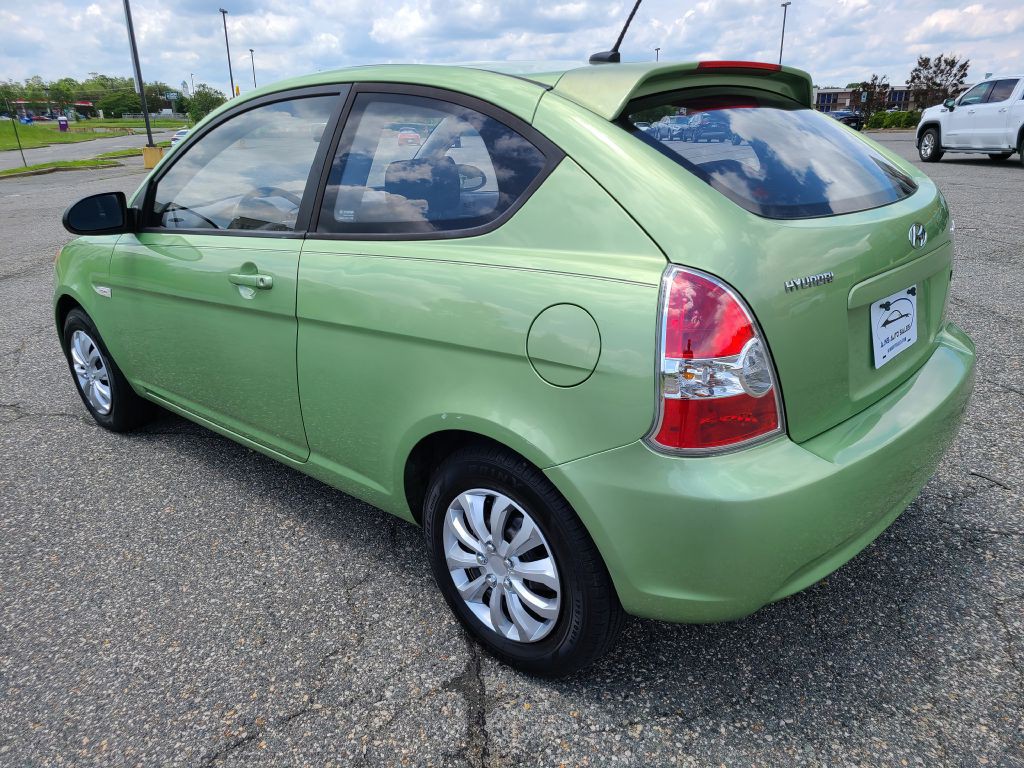 2009 Hyundai Accent Image 26
