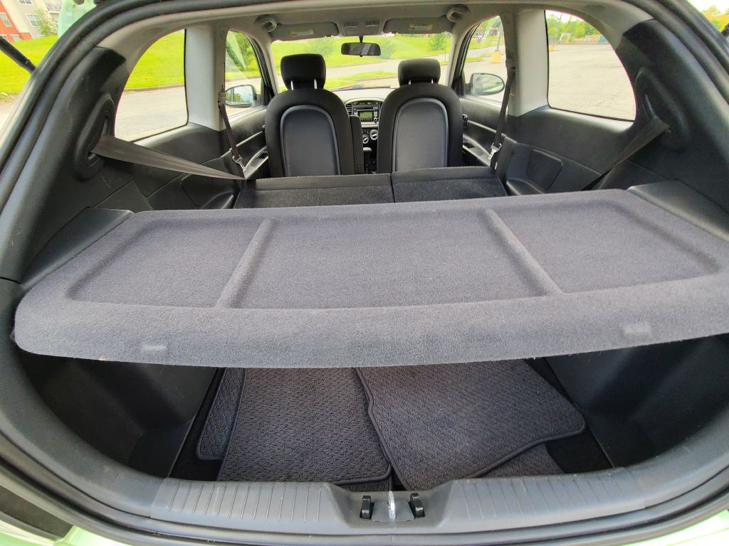 2009 Hyundai Accent Image 29