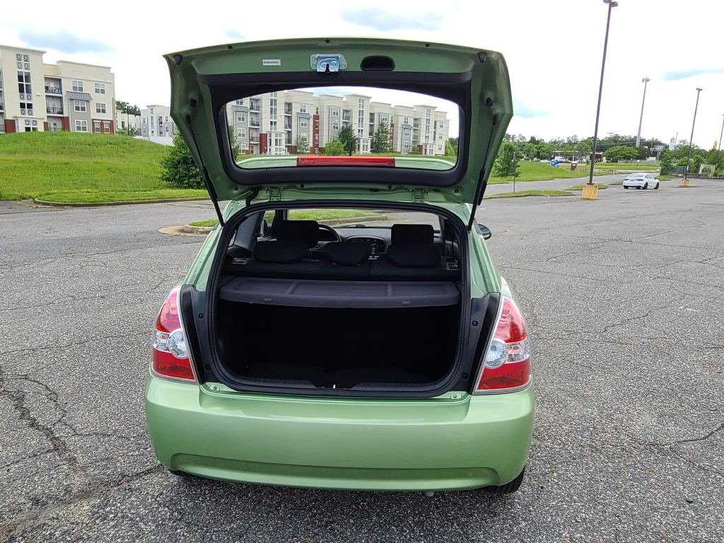 2009 Hyundai Accent Image 37