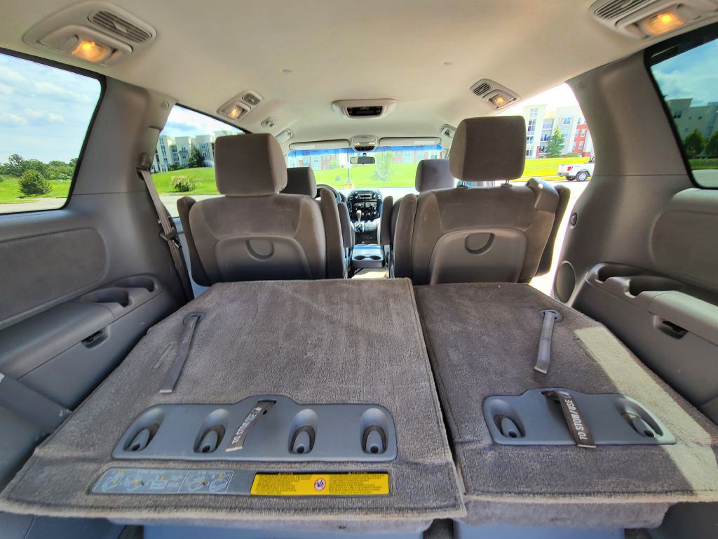 2005 Toyota Sienna Image 27
