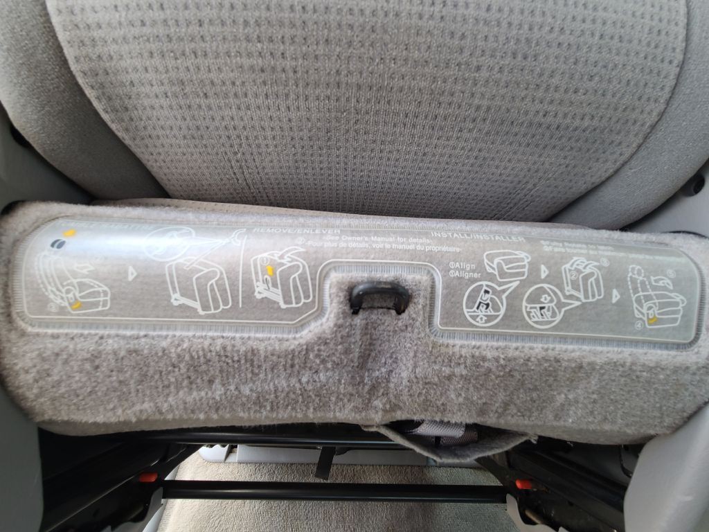 2005 Toyota Sienna Image 28