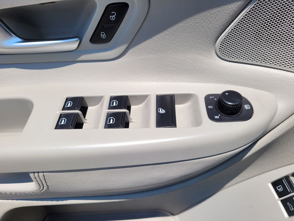 2008 Volkswagen Eos Image 13