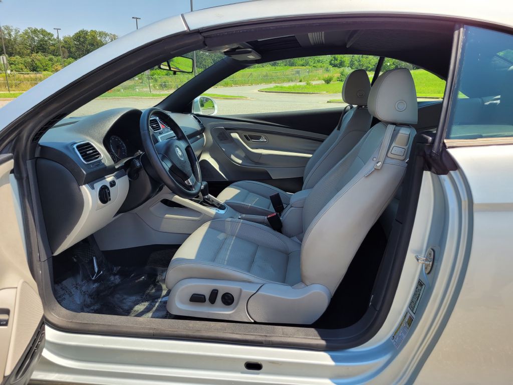 2008 Volkswagen Eos Image 29