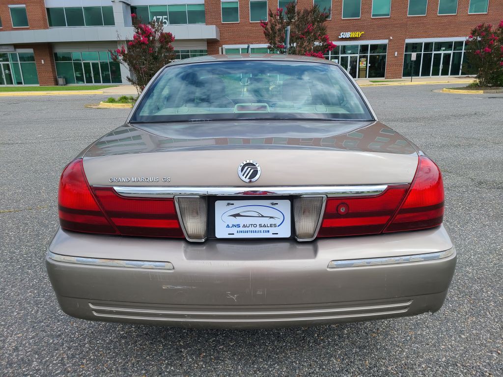 2003 Mercury Grand Marquis Image 3