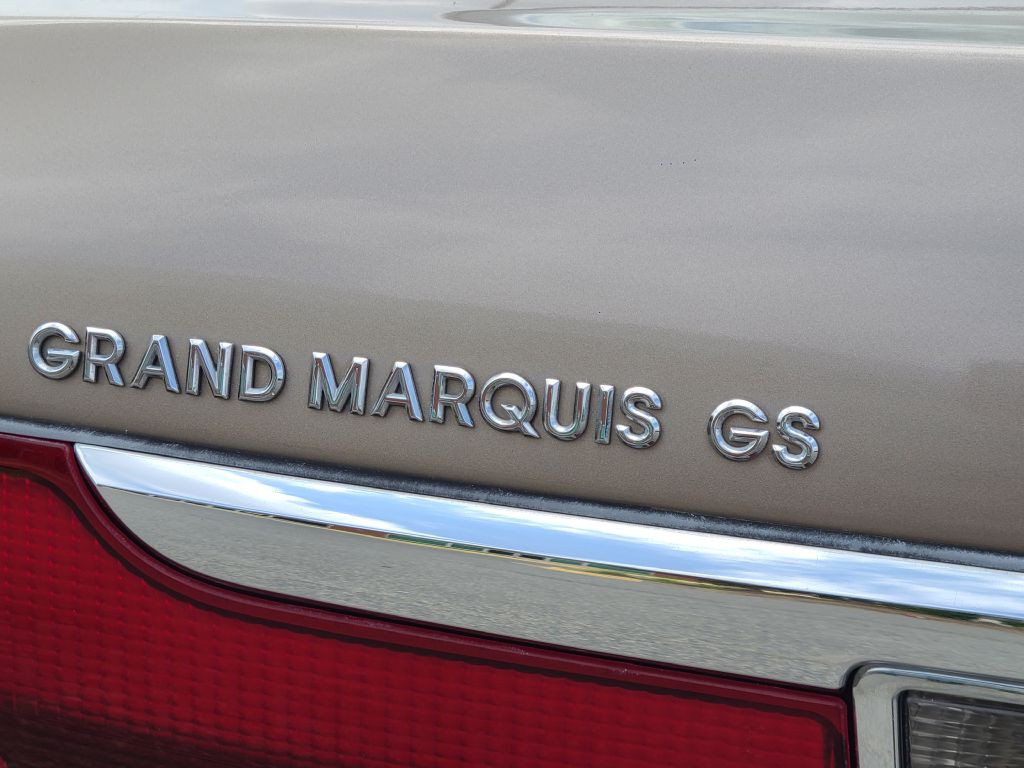 2003 Mercury Grand Marquis Image 23