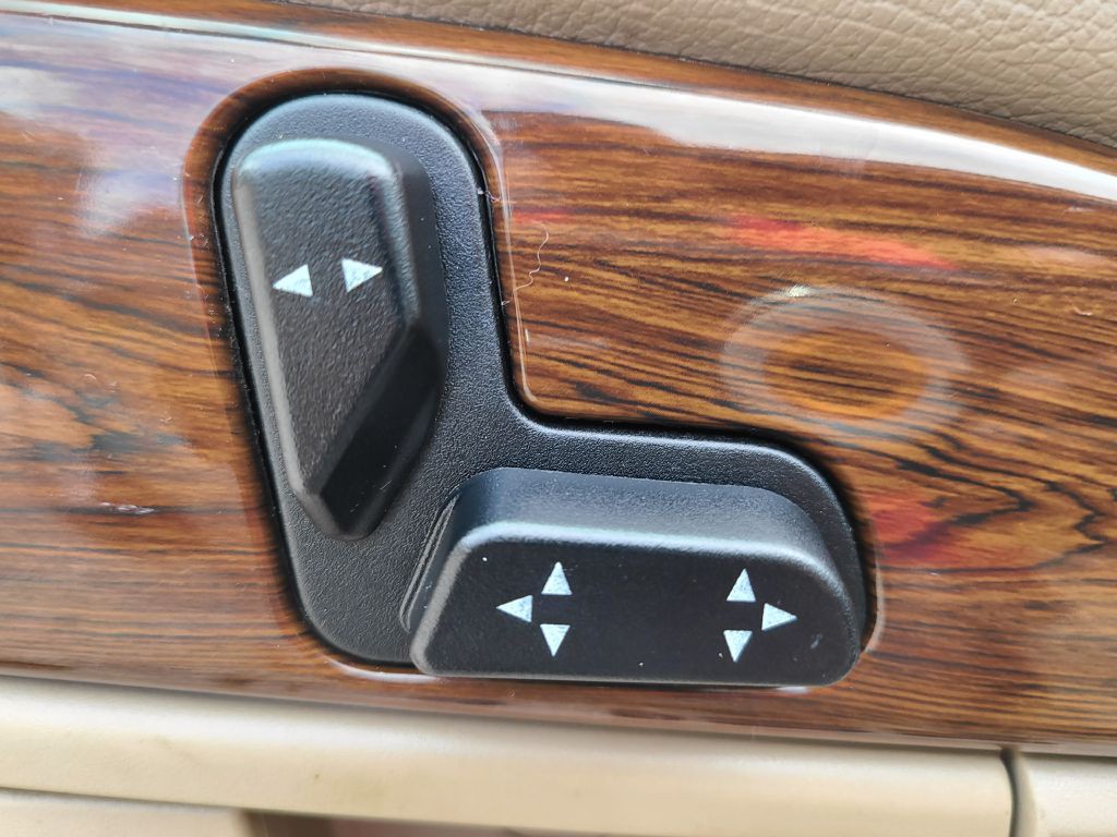 2003 Mercury Grand Marquis Image 31