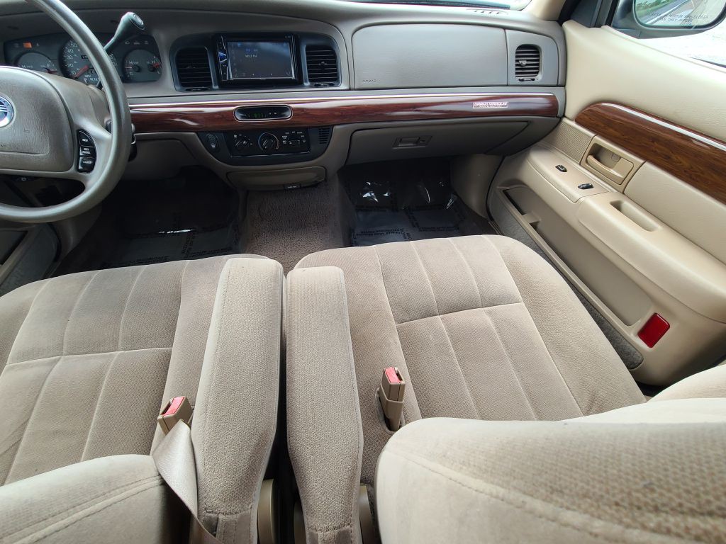 2003 Mercury Grand Marquis Image 37