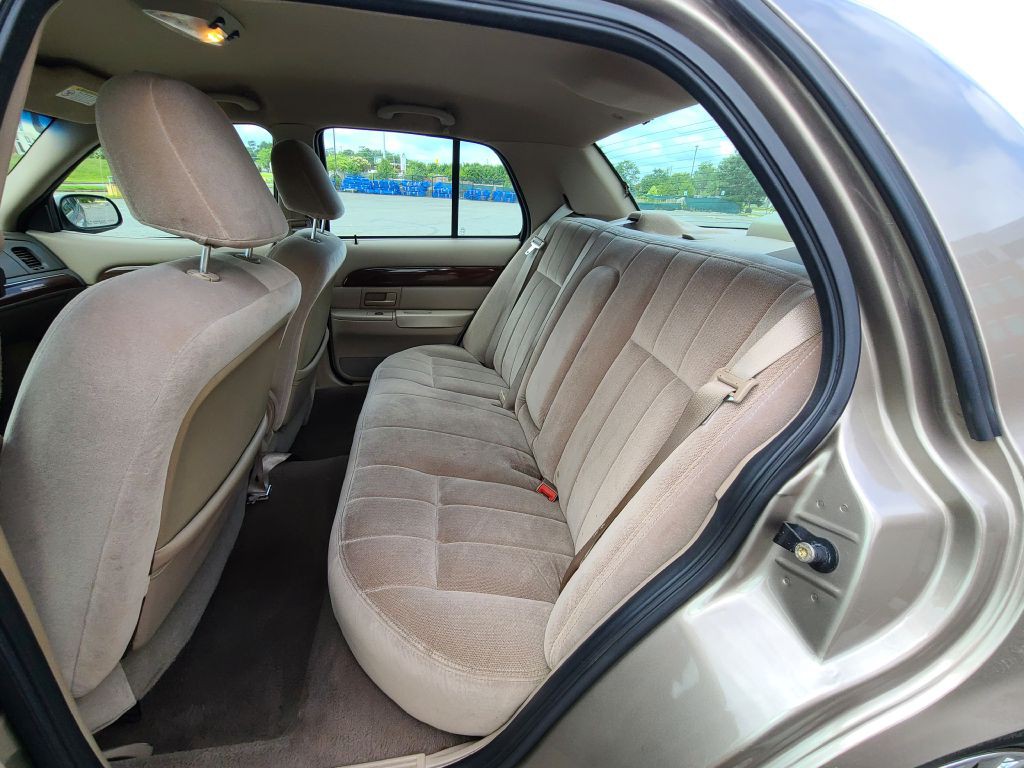 2003 Mercury Grand Marquis Image 40