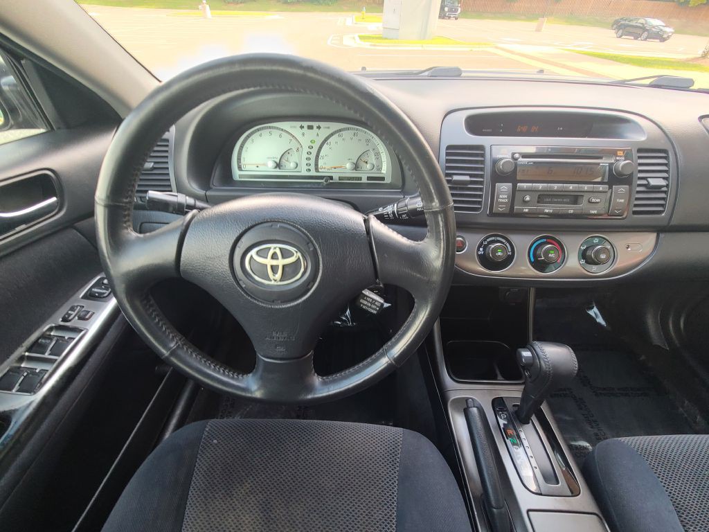 2002 Toyota Camry Image 18