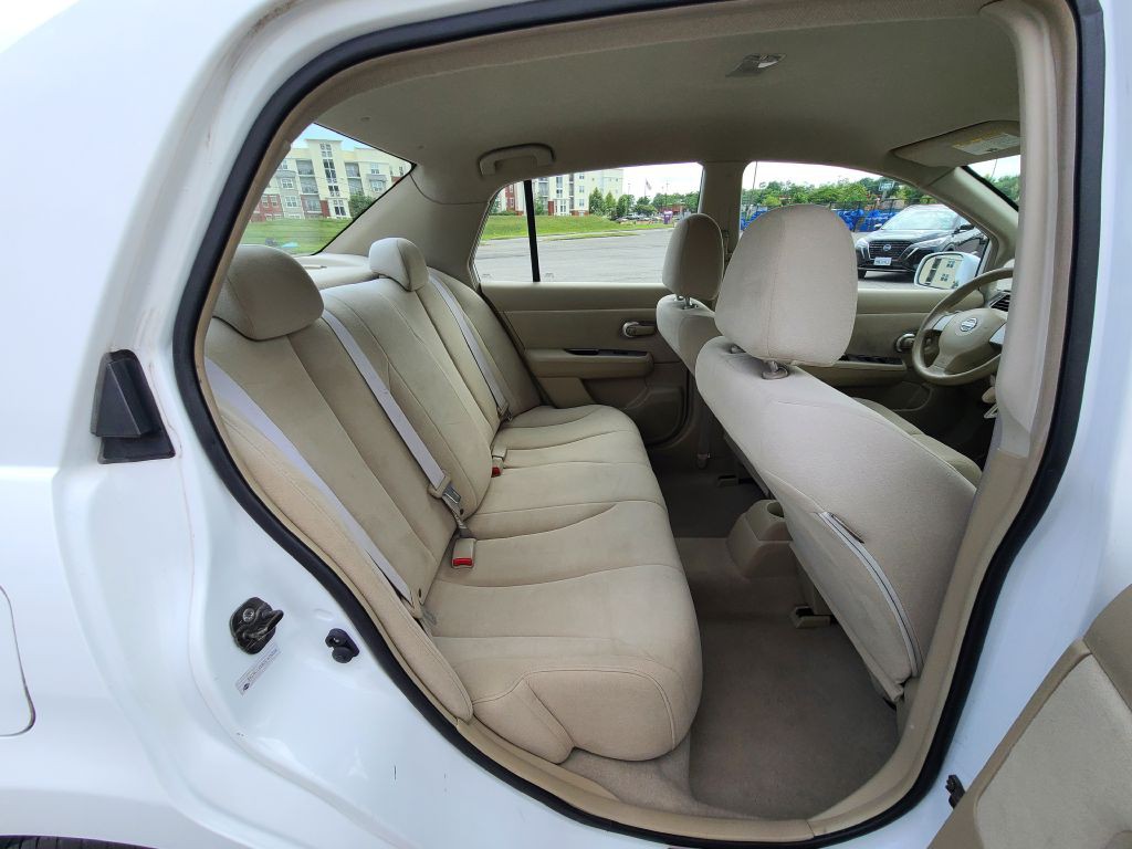 2007 Nissan Versa Image 36