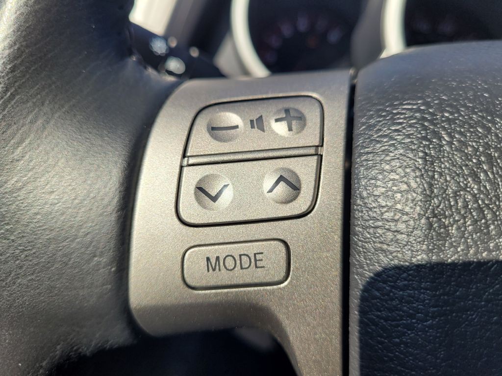 2009 Pontiac Vibe Image 10