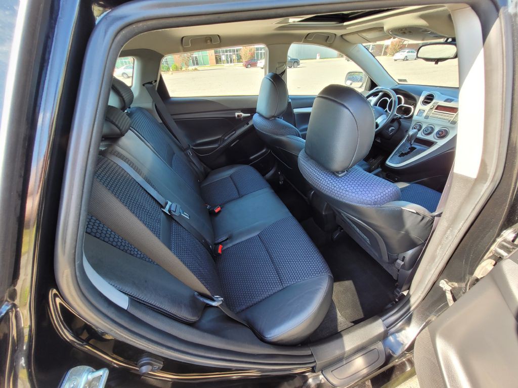 2009 Pontiac Vibe Image 17