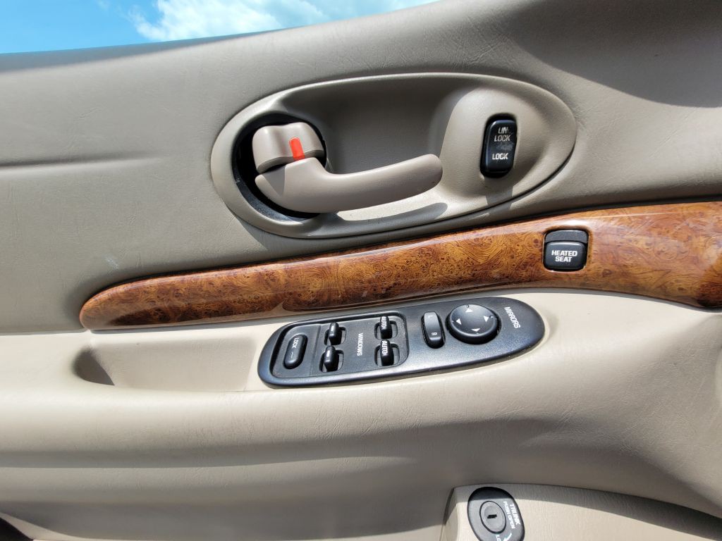 2000 Buick LeSabre Image 31