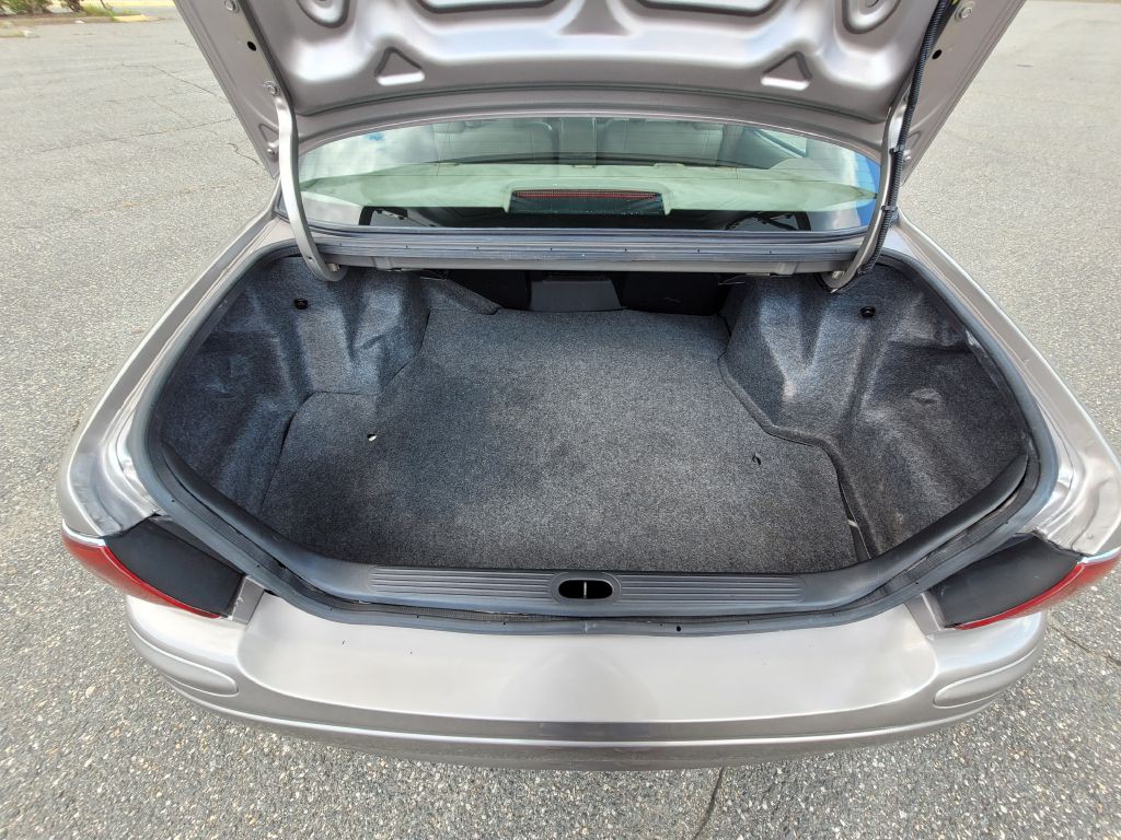 2000 Buick LeSabre Image 37