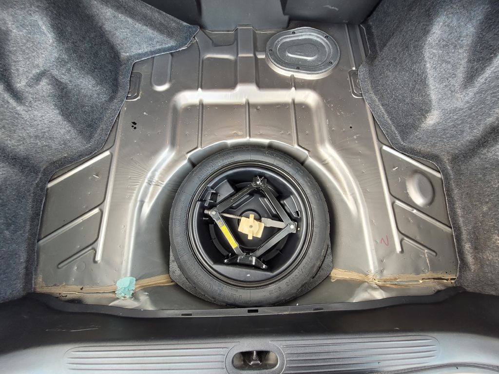 2000 Buick LeSabre Image 38