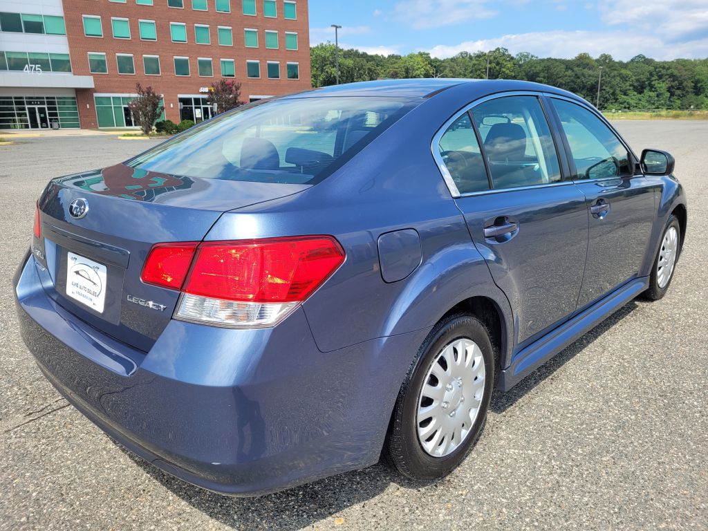 2013 Subaru Legacy Image 4