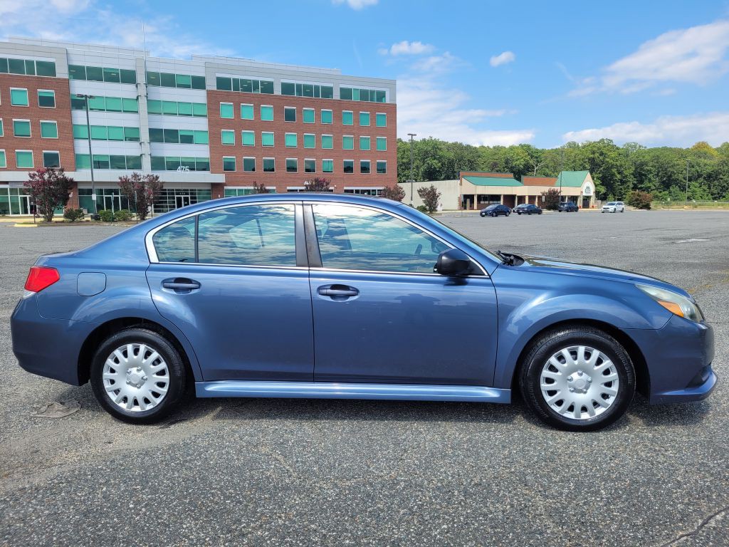2013 Subaru Legacy Image 5