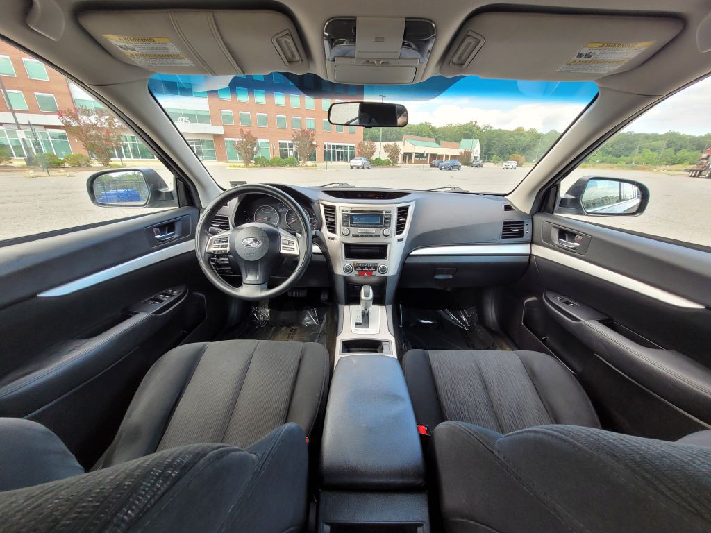 2013 Subaru Legacy Image 18