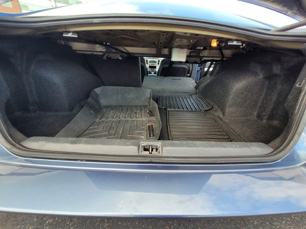 2013 Subaru Legacy Image 39