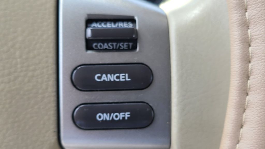 2007 Nissan Versa Image 29
