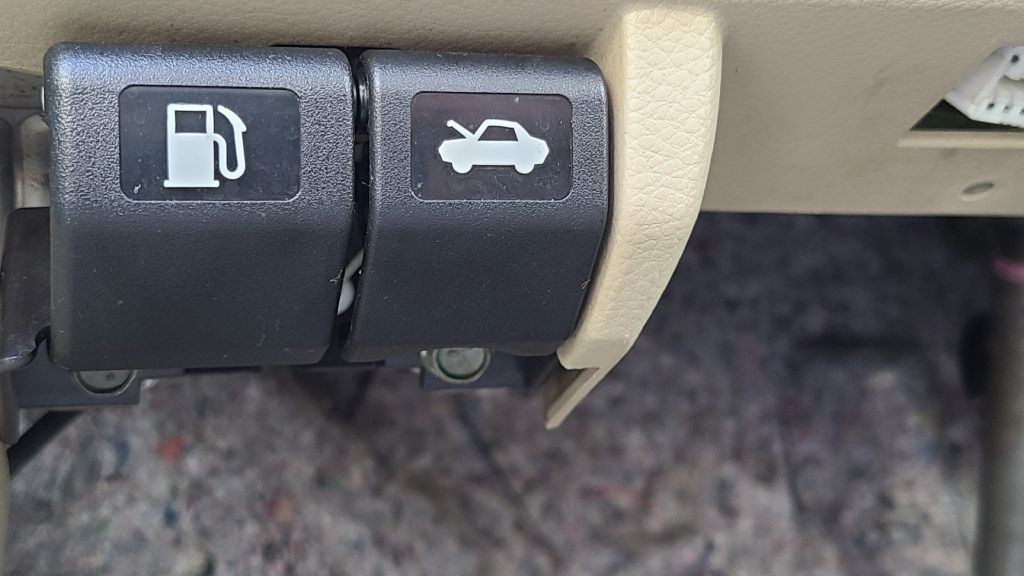 2007 Nissan Versa Image 38