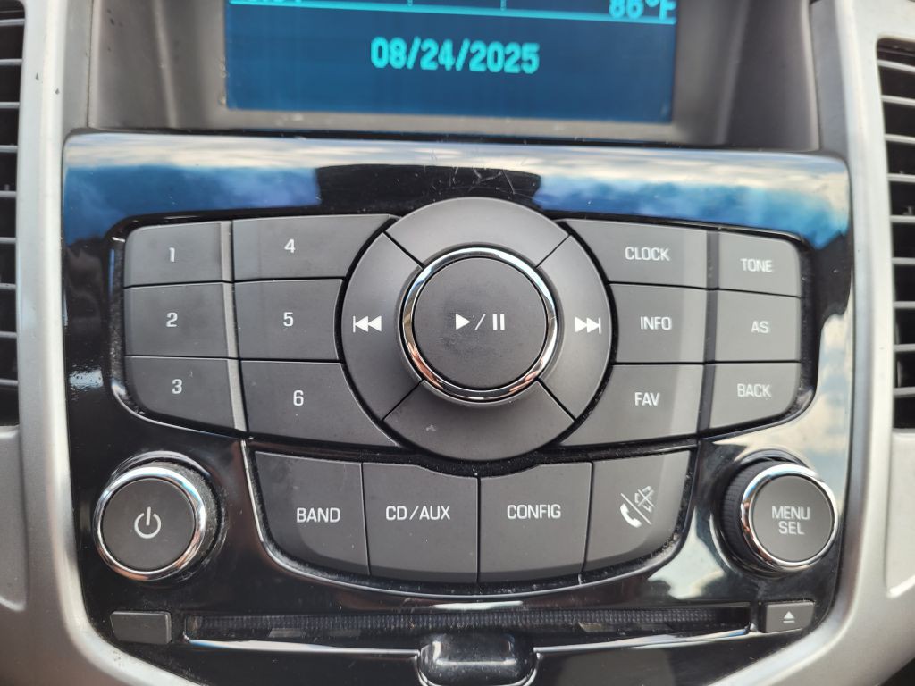 2014 Chevrolet Cruze Image 11