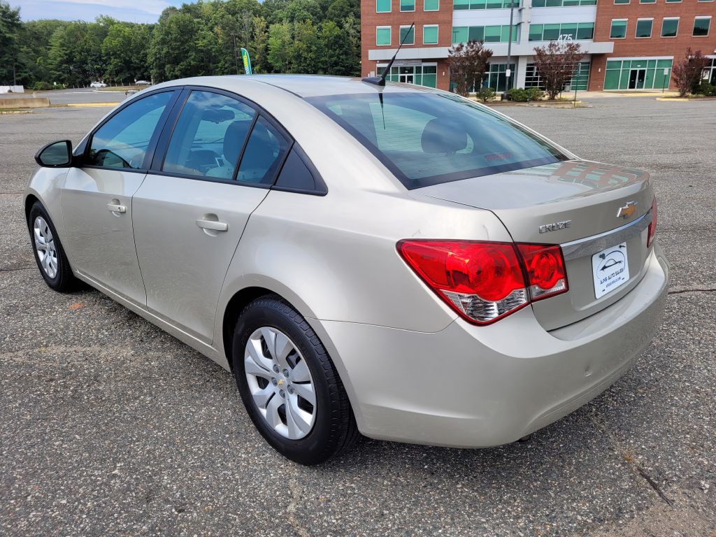 2014 Chevrolet Cruze Image 27