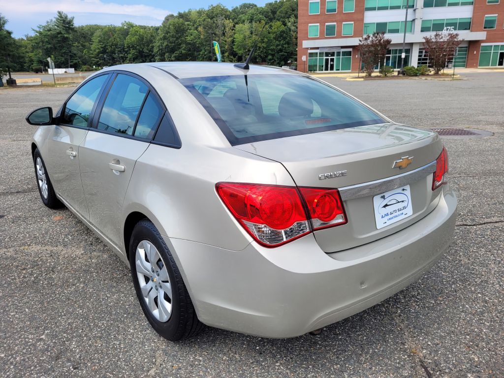 2014 Chevrolet Cruze Image 28