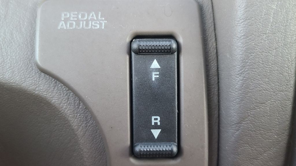 2004 Jeep Grand Cherokee Image 11