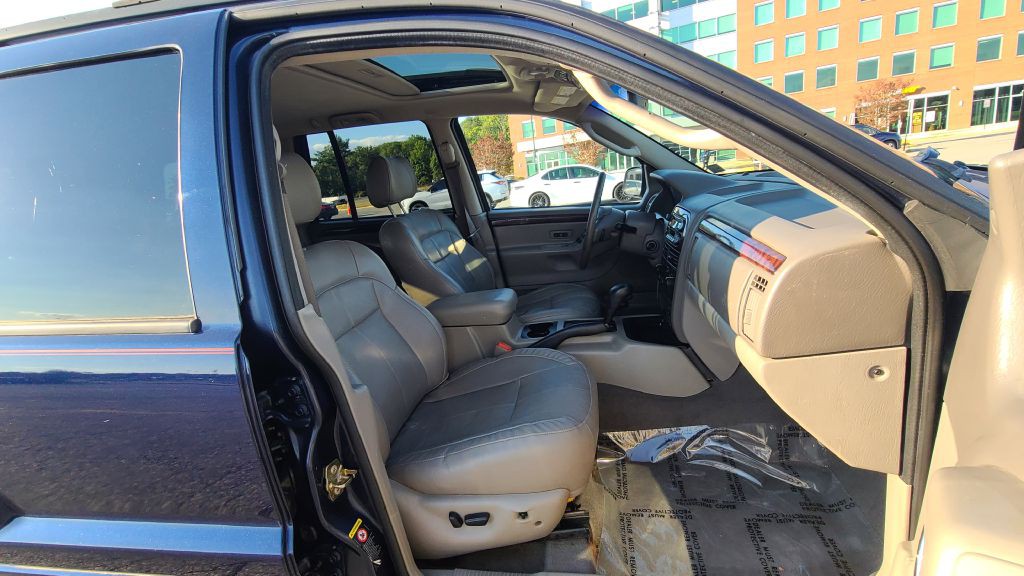 2004 Jeep Grand Cherokee Image 16