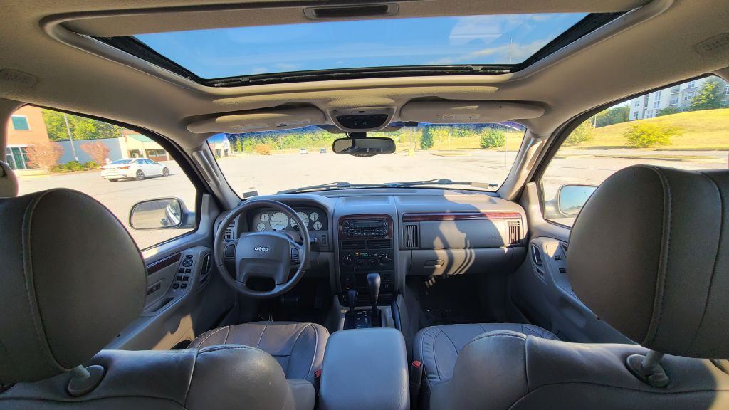 2004 Jeep Grand Cherokee Image 17