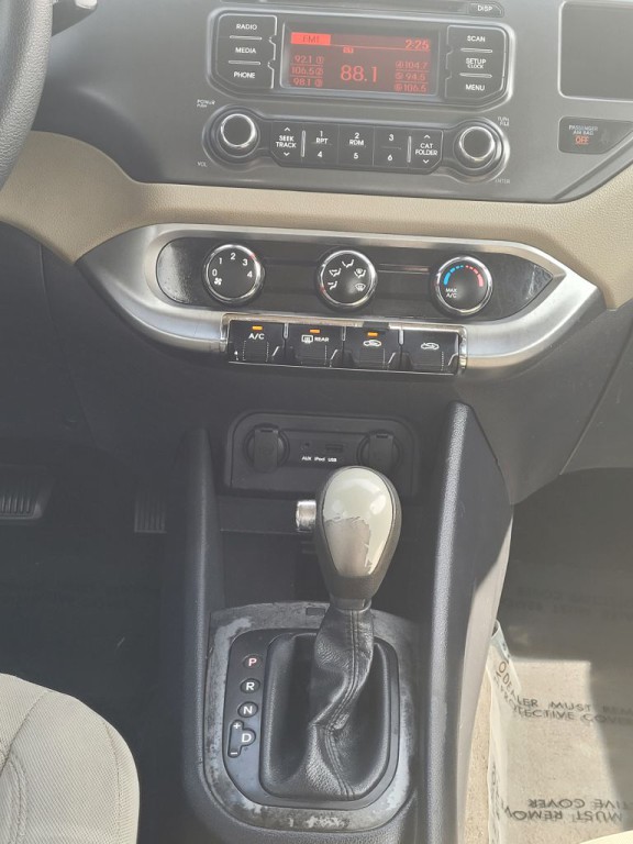 2012 Kia Rio Image 20