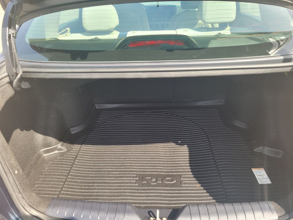 2012 Kia Rio Image 38