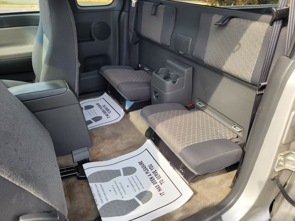 2005 GMC Canyon Image 11