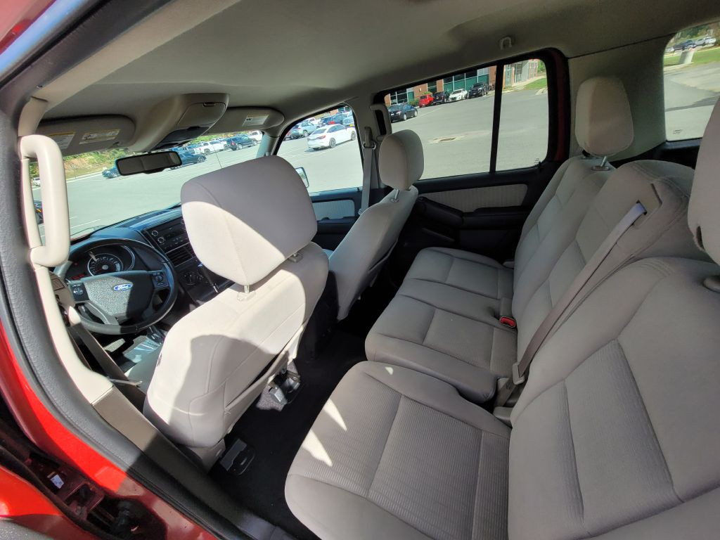 2008 Ford Explorer Image 16