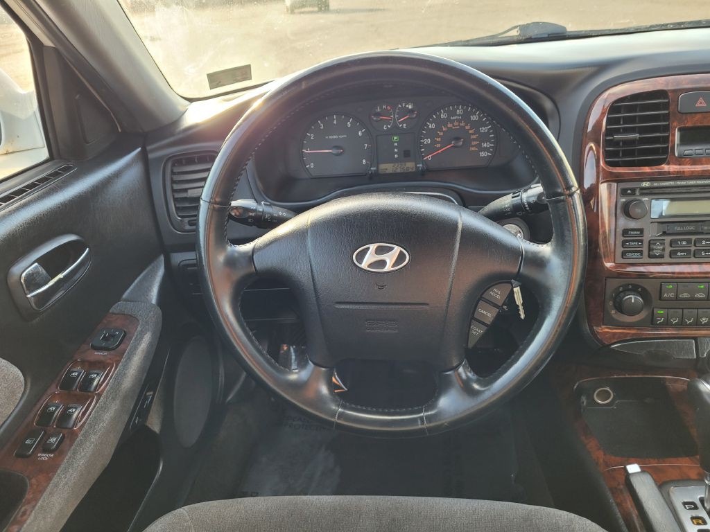 2003 Hyundai Sonata Image 12