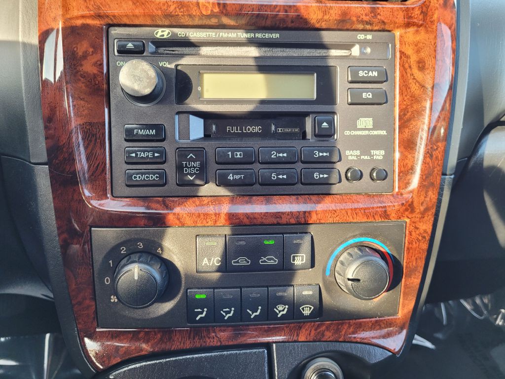 2003 Hyundai Sonata Image 35