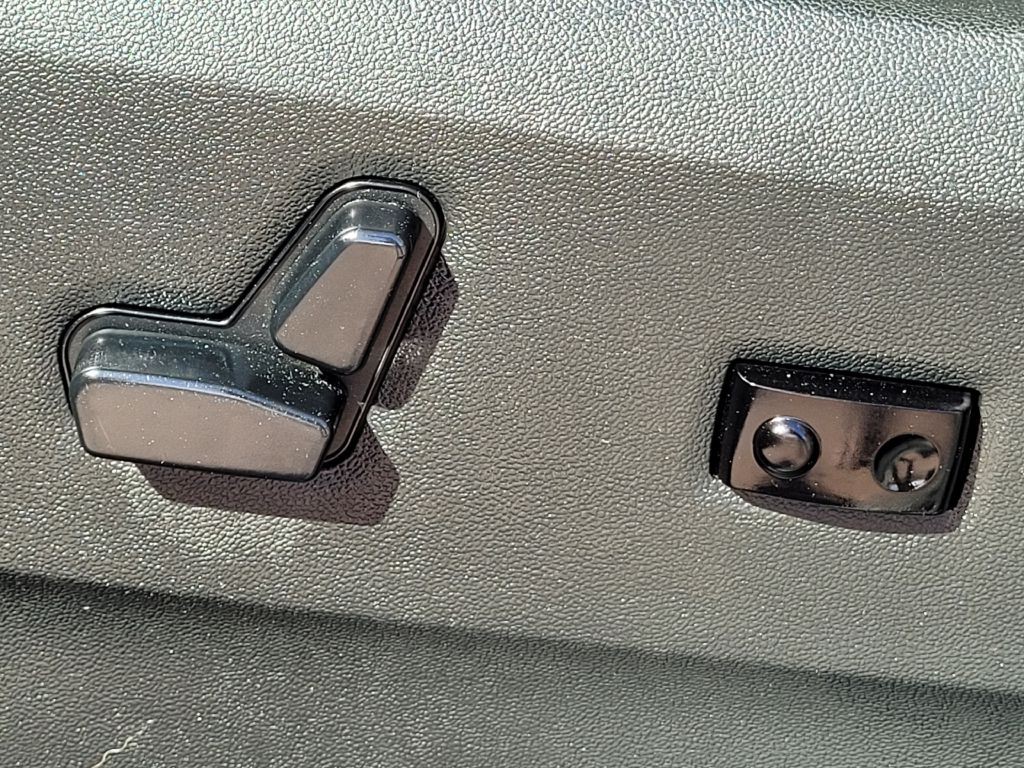 2017 Dodge Grand Caravan Image 24