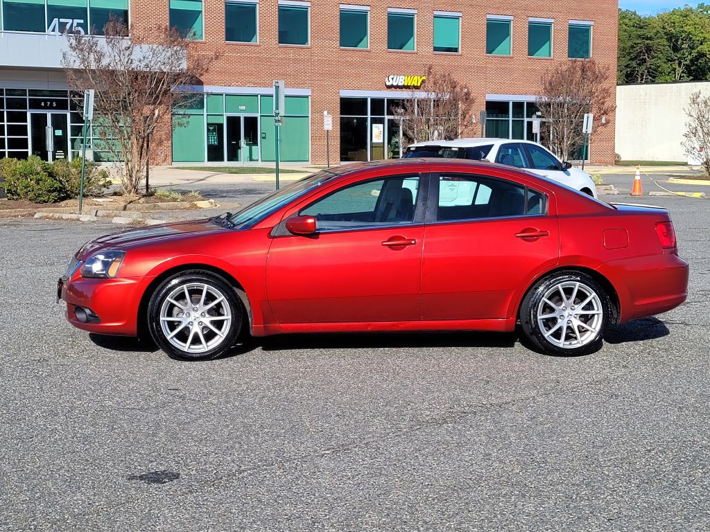 2011 Mitsubishi Galant Image 2