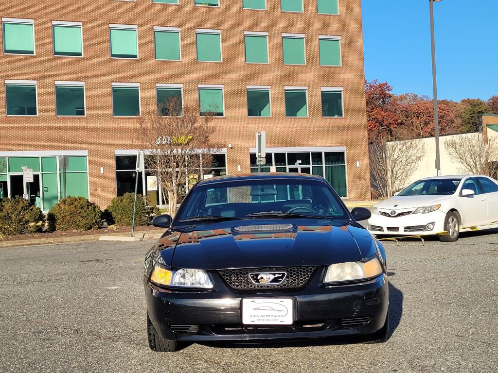 2000 Ford Mustang Image 25