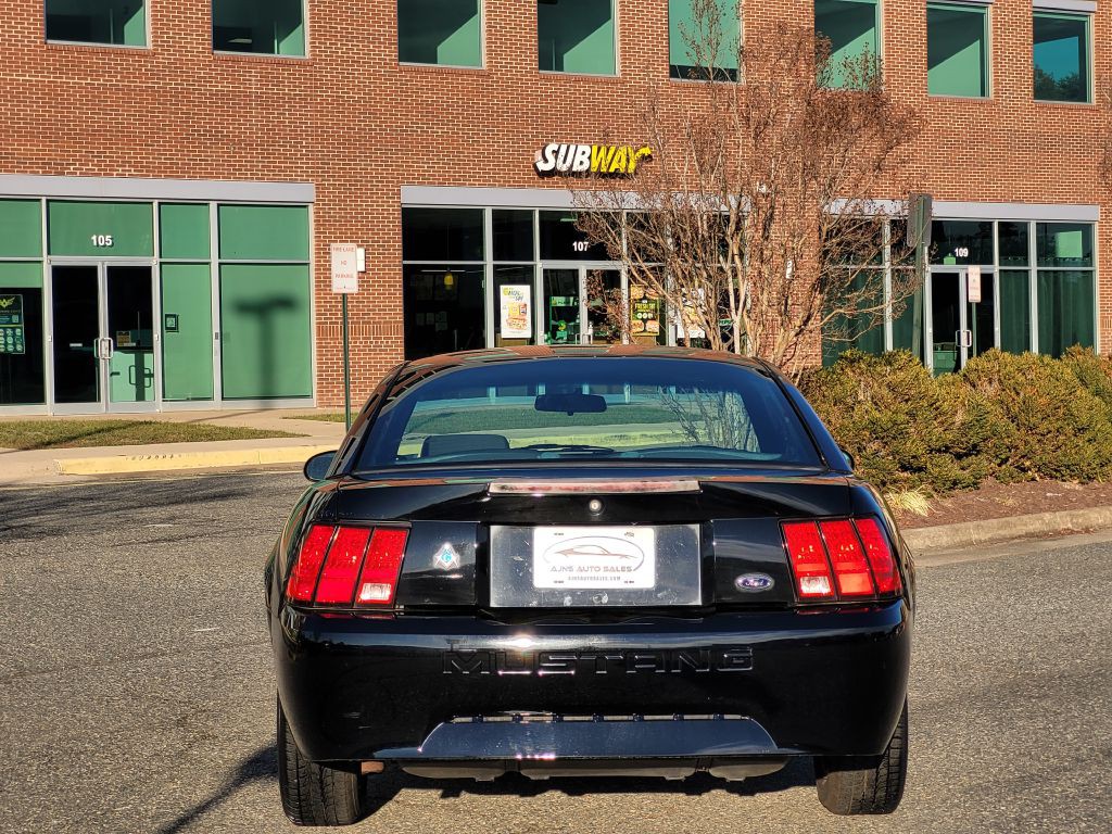 2000 Ford Mustang Image 29