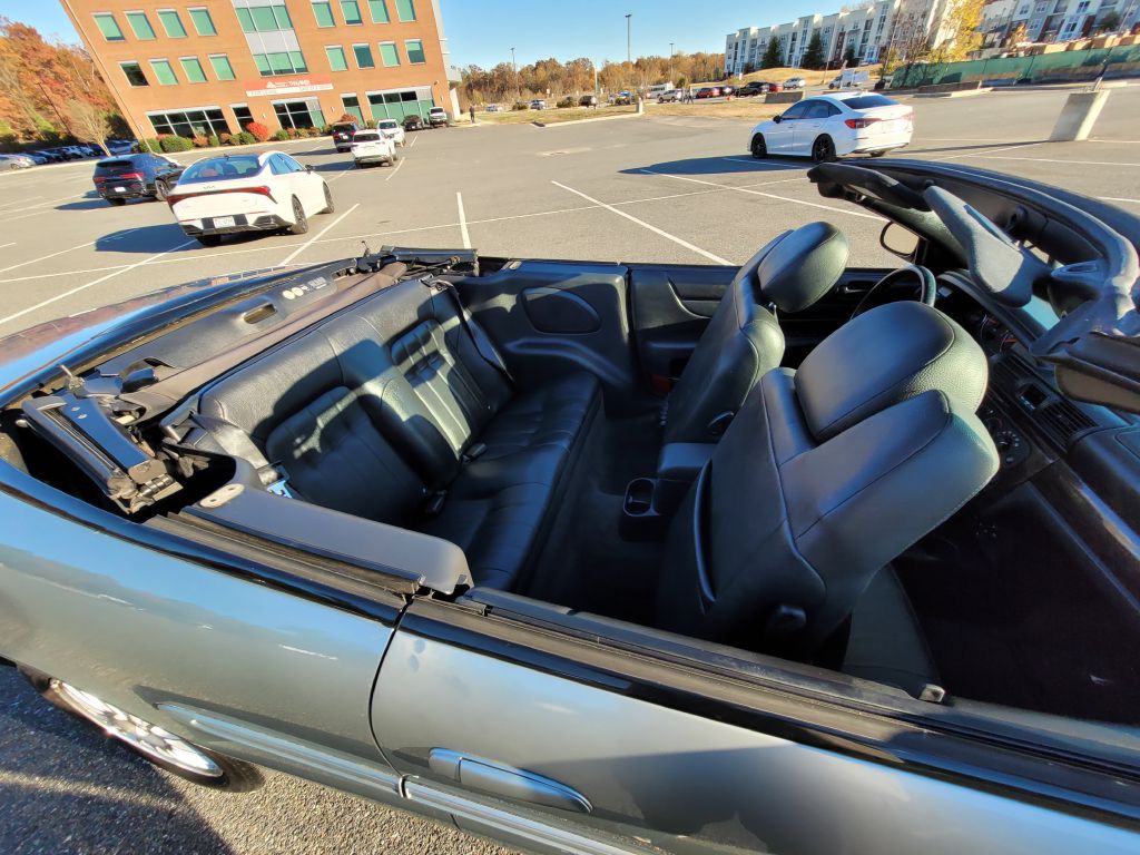 2004 Chrysler Sebring Image 13