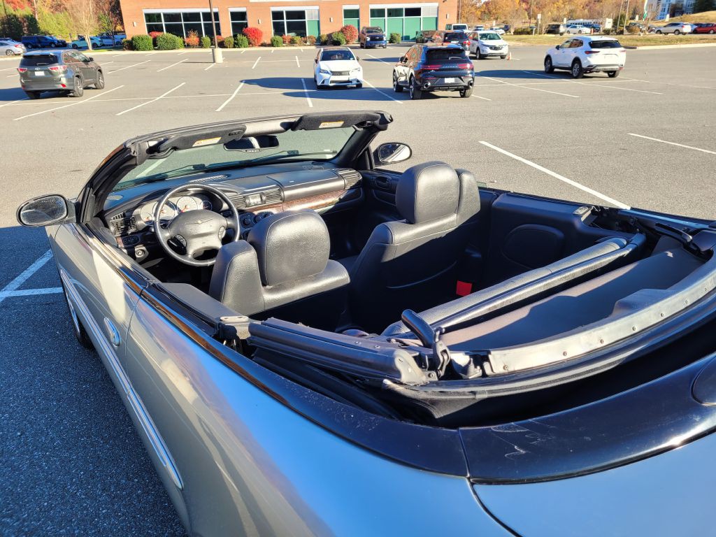 2004 Chrysler Sebring Image 33