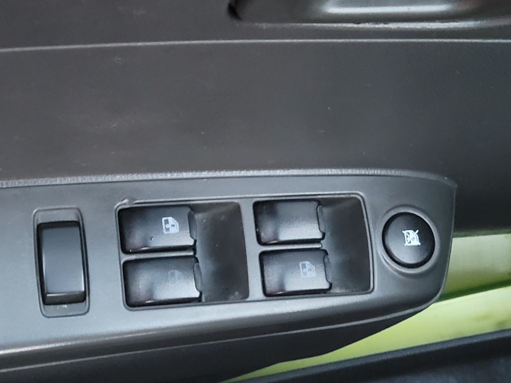 2014 Chevrolet Spark Image 24