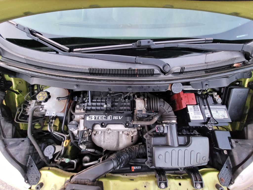 2014 Chevrolet Spark Image 40