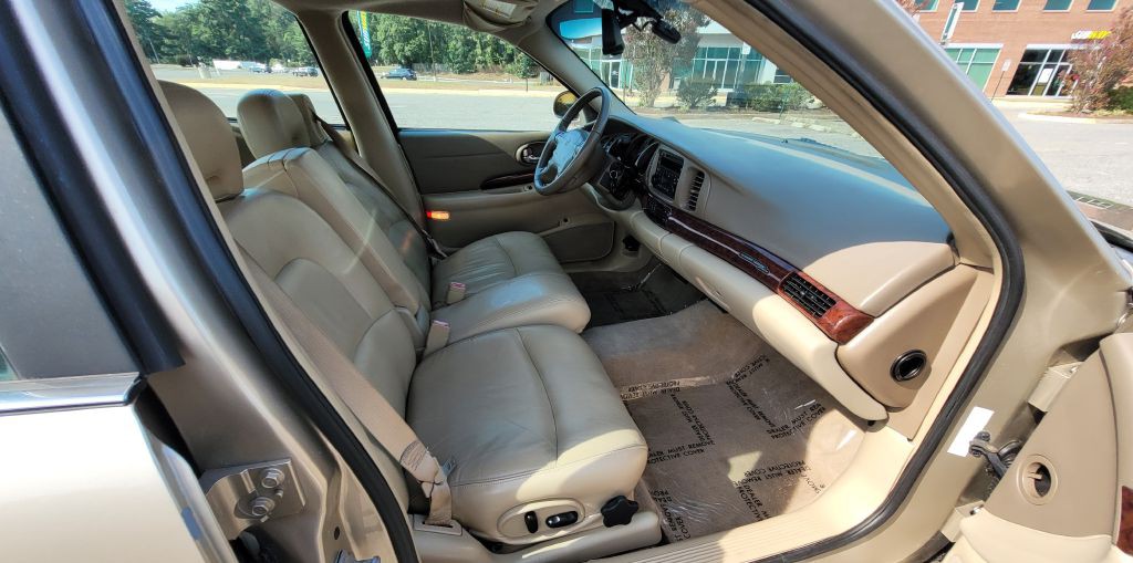 2005 Buick LeSabre Image 12