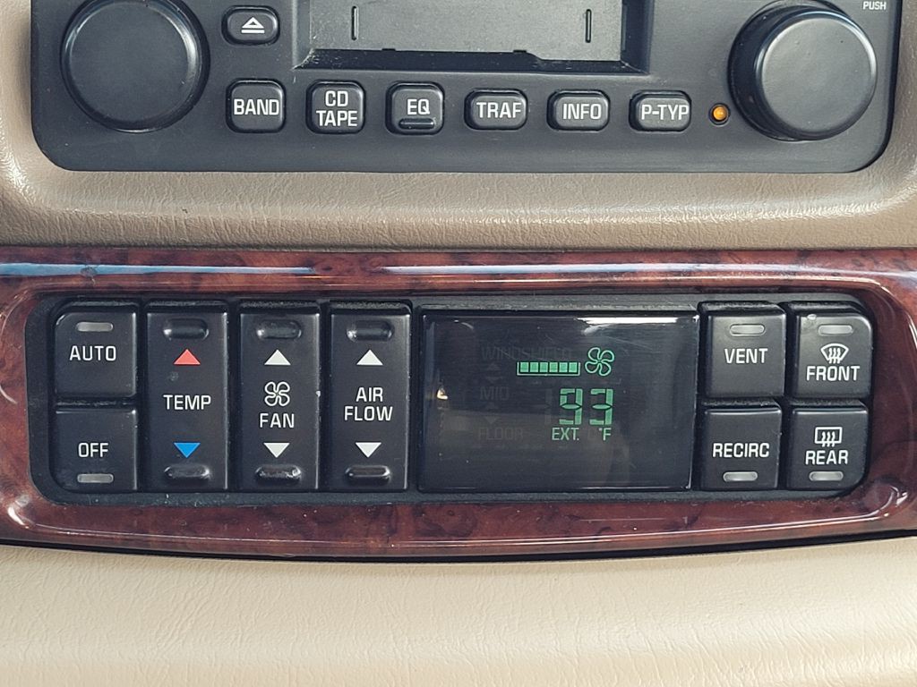 2005 Buick LeSabre Image 14