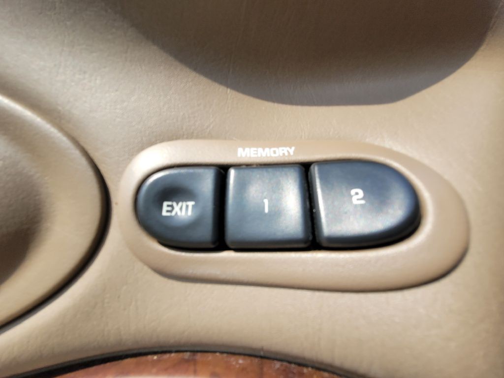 2005 Buick LeSabre Image 18