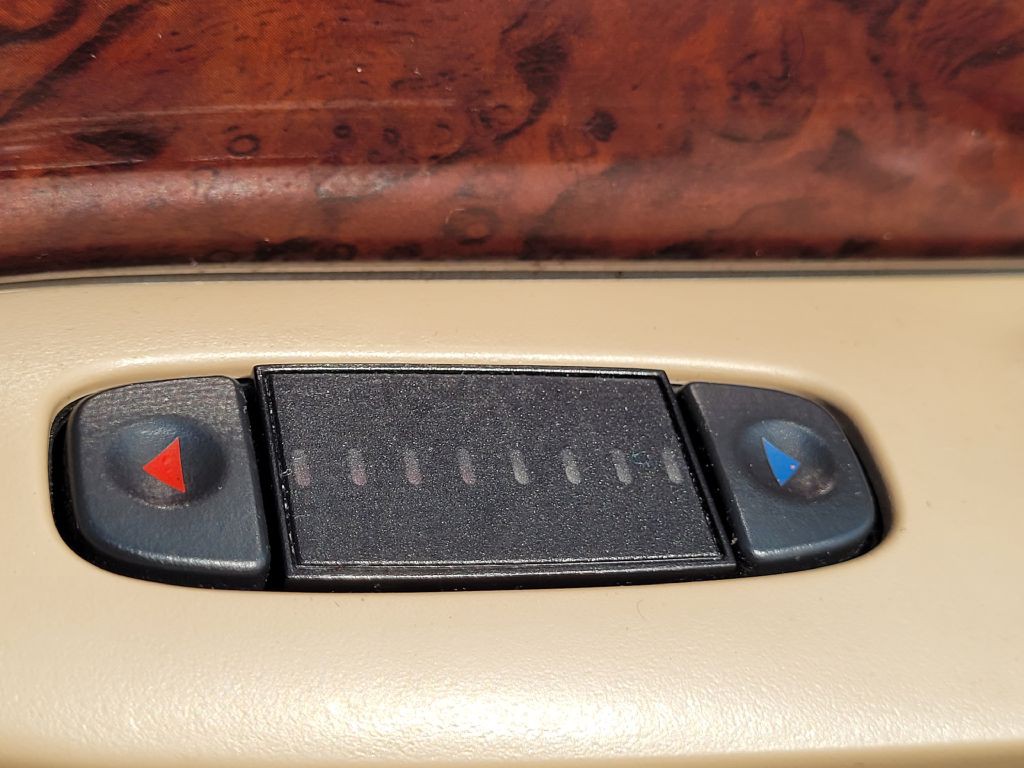 2005 Buick LeSabre Image 32