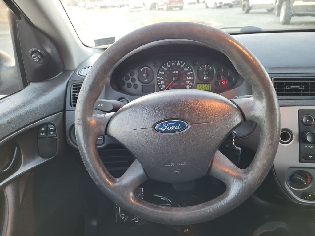 2007 Ford Focus Image 17